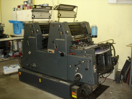 HEIDELBERG BICOLOR 52X36 MOLETON R$ 80.000 , REVISADA