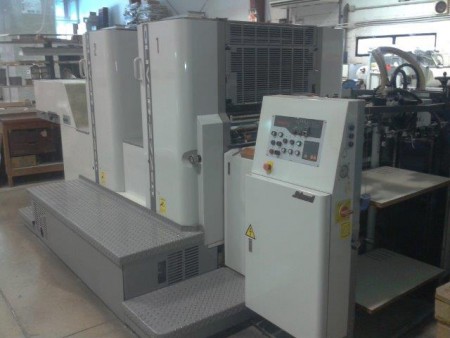 SAKURAI  272 EII.Año 2000 / Formato 52-72 / 52 Milhões de Impressões R$ 85.000,00 Reais